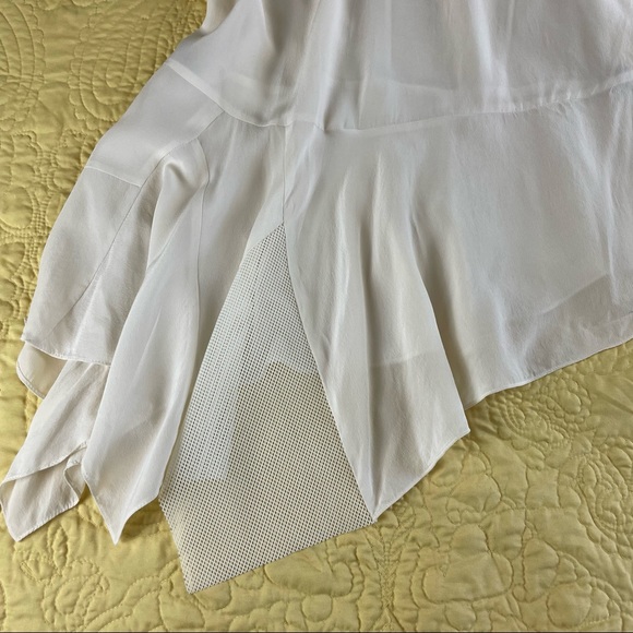 Champagne V-Neck Sleeveless Top - Picture 9 of 11